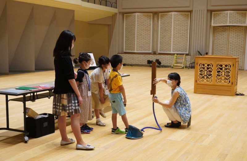 オルガン1日体験の様子